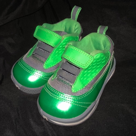 Adorable Tiny Baby Jordan’s - Picture 1 of 6